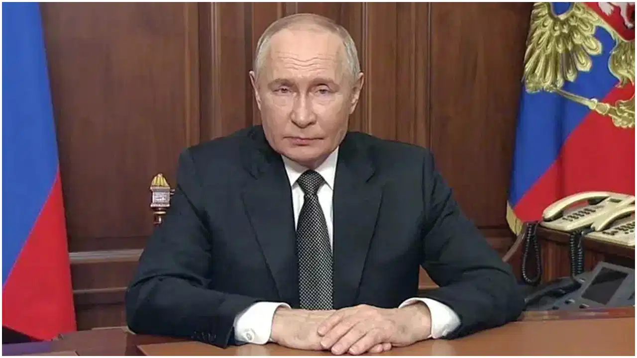 Rusya Devlet Başkanı Vladimir Putin'den AB'ye sert çıkış: 'Ekonomik açıdan tam bir ahmaklık'