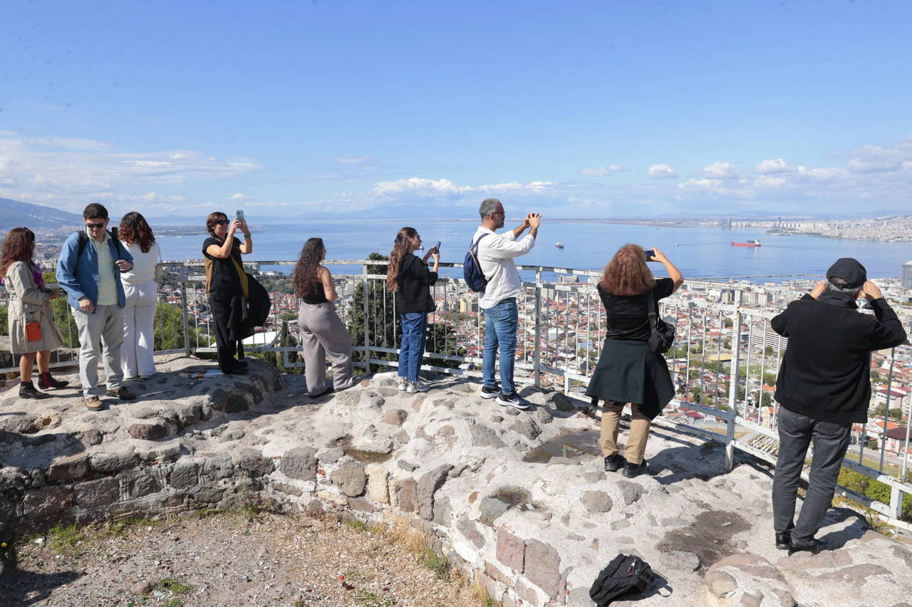 Konak Tarih Gezileri’nde yeni dönem başlıyor