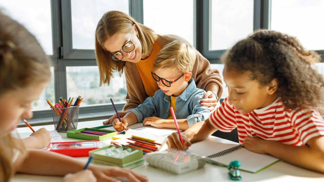Hayal gücünü canlandırın: Çocuğunuzun yaratıcılığını artıracak 5 etkinlik