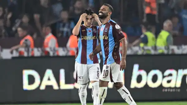 Attığı 2 golle karşılaşmaya damga vurmuştu: Mohamed Salah Avrupa'da gündem oldu