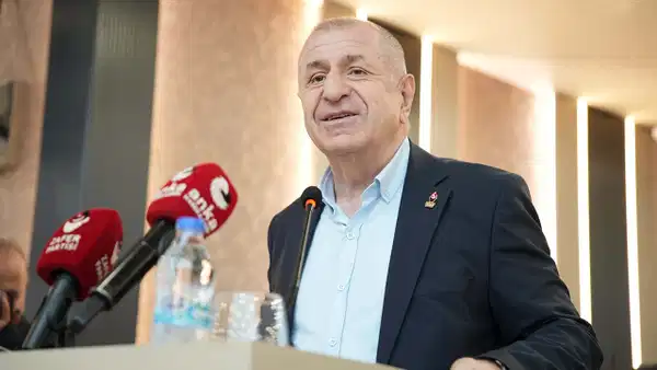 Ümit Özdağ'dan Özgür Özel'e 'çerçeve yasa' tepkisi: 'Atatürk’ün kurduğu Cumhuriyeti yıkacak projenin ortağı olmayın'