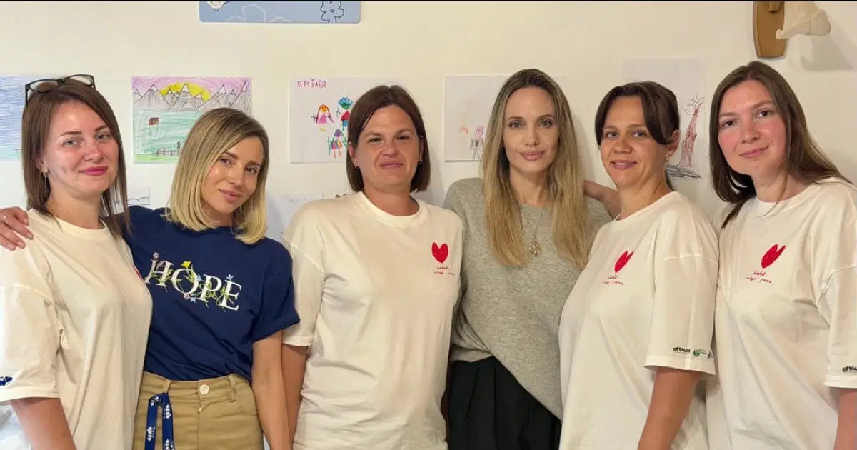 Angelina Jolie, Ukrayna’da yer altı okullarını ziyaret etti