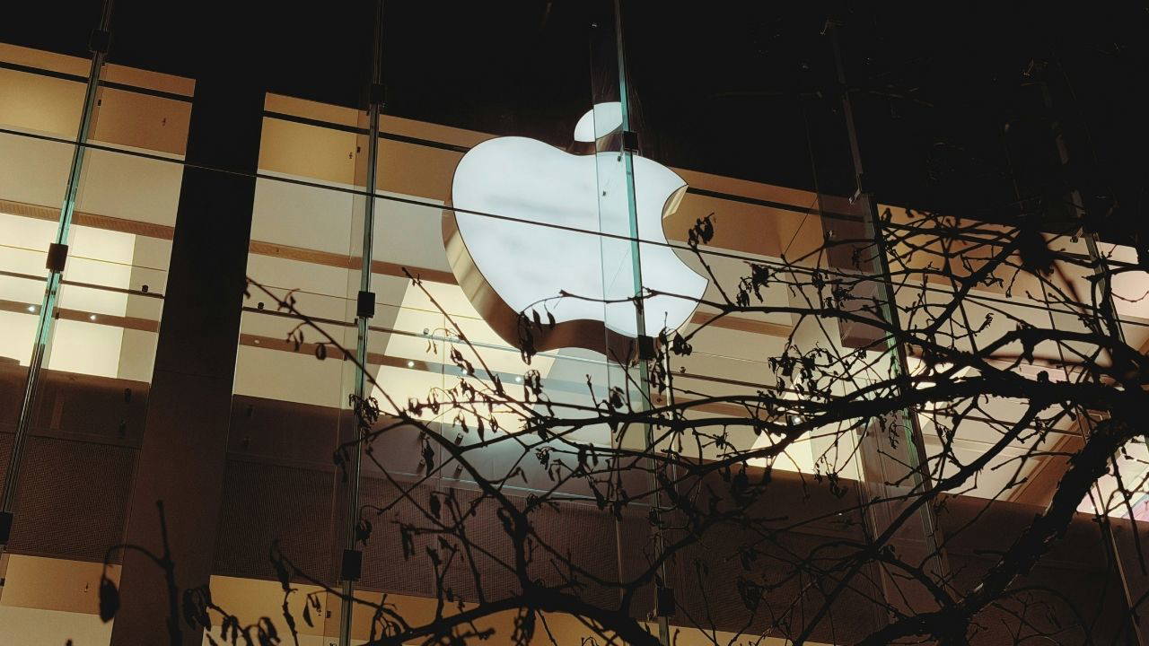 Apple'ın CEO'su değişiyor: John Ternus ile şirketi neler bekliyor?