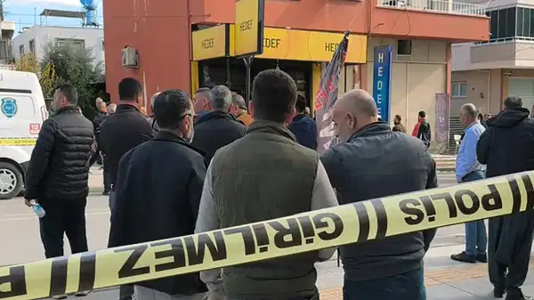 Mersin'de katliam: 3 kişiyi öldürdü