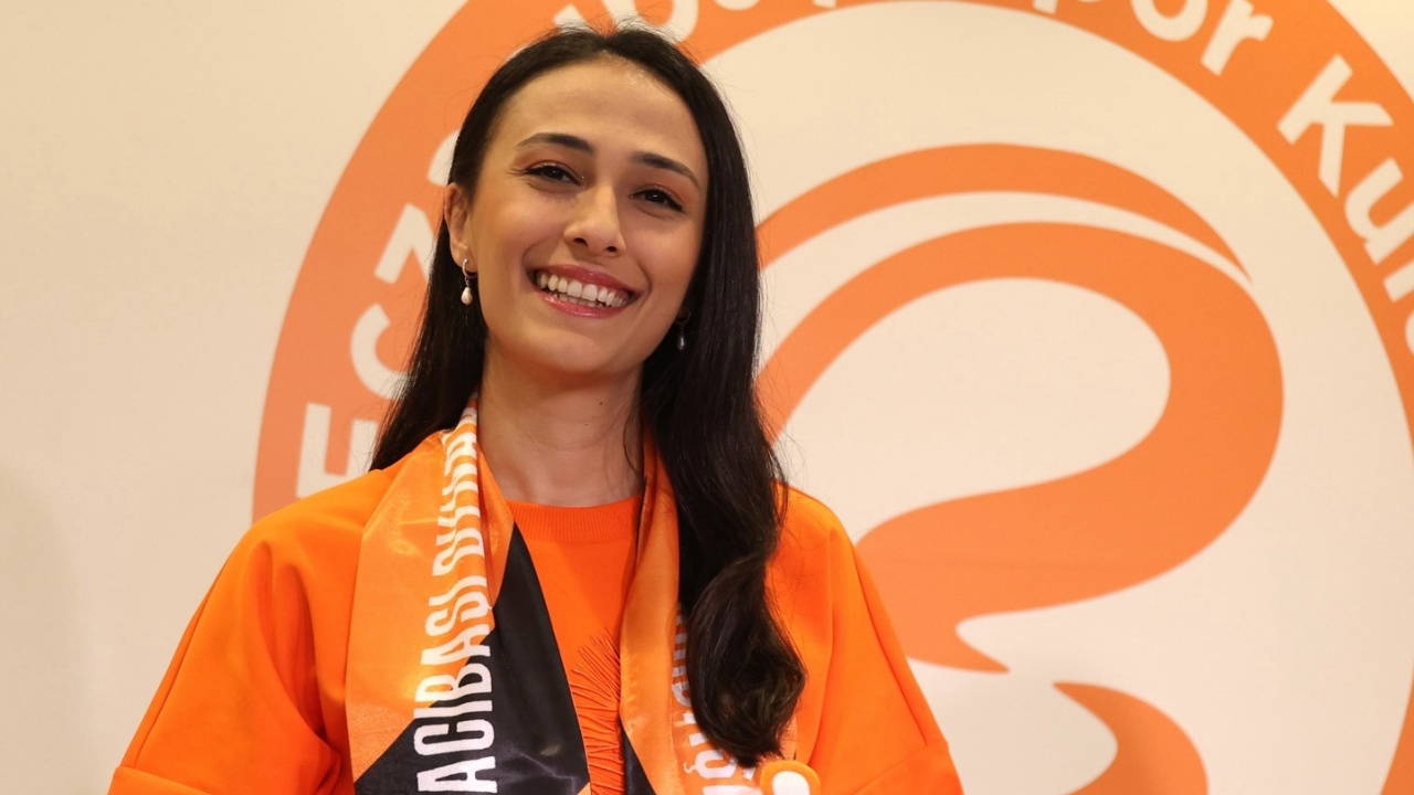 Eczacıbaşı Dynavit'te Simge Aköz ile yeni sözleşme!