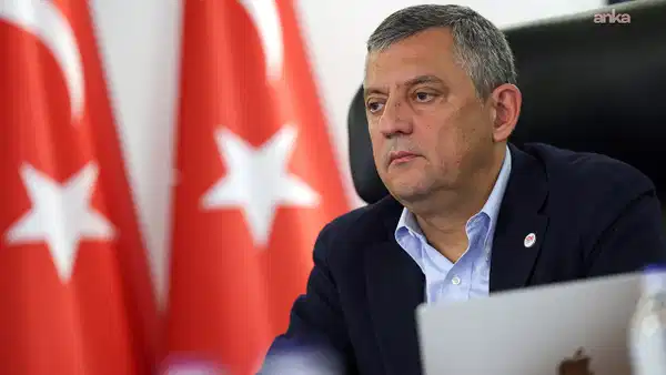 Özgür Özel, Sosyalist Enternasyonal Toplantısı'na katıldı