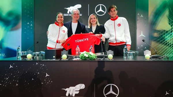 Teniste yeni sponsor