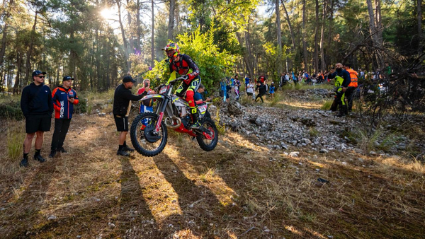 Hard Enduro Dünya Şampiyonası heyecanı "Sea to Sky" ile Kemer'de