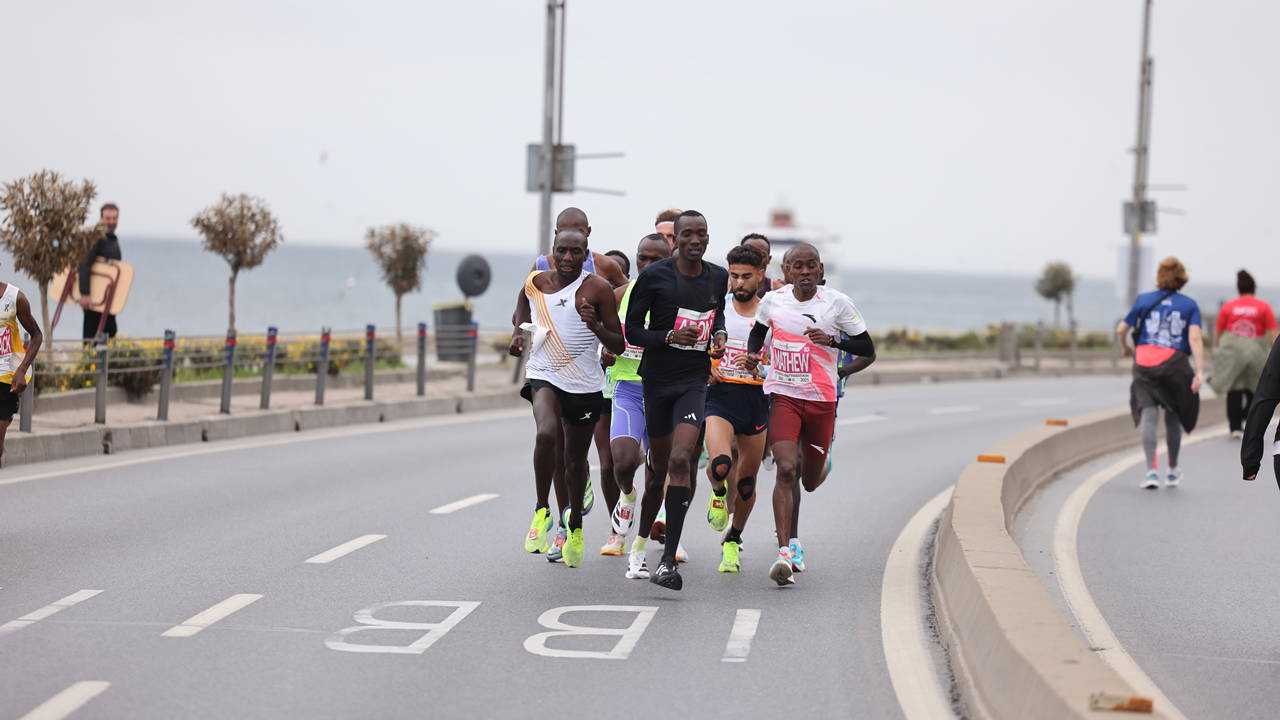 İstanbul Yarı Maratonu pazar günü koşulacak