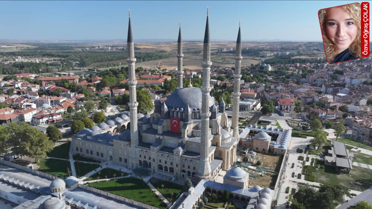 Selimiye Camisi’nin hâlâ ziyarete açılamaması tepki topluyor: İskeleler artık kalksın!