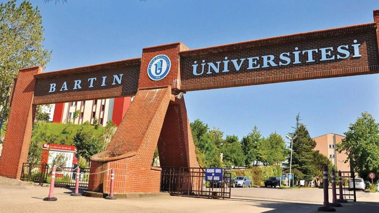 İddia: Bartın Üniversitesi rektörü öğrencilere KYK yerine İlim Yayma Cemiyeti yurdunu önermiş!