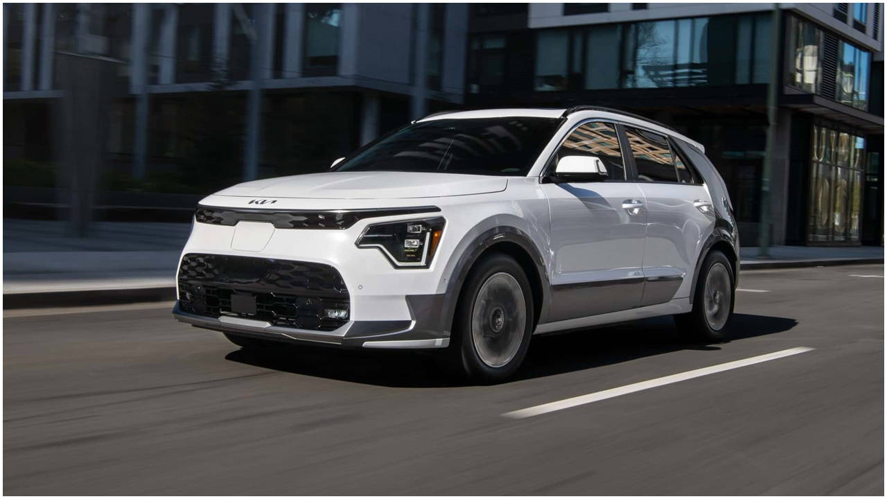 Yaz aylarında en az menzil kaybeden elektrikli otomobiller açıklandı: Tesla ilk 5'e giremedi! İşte o liste...