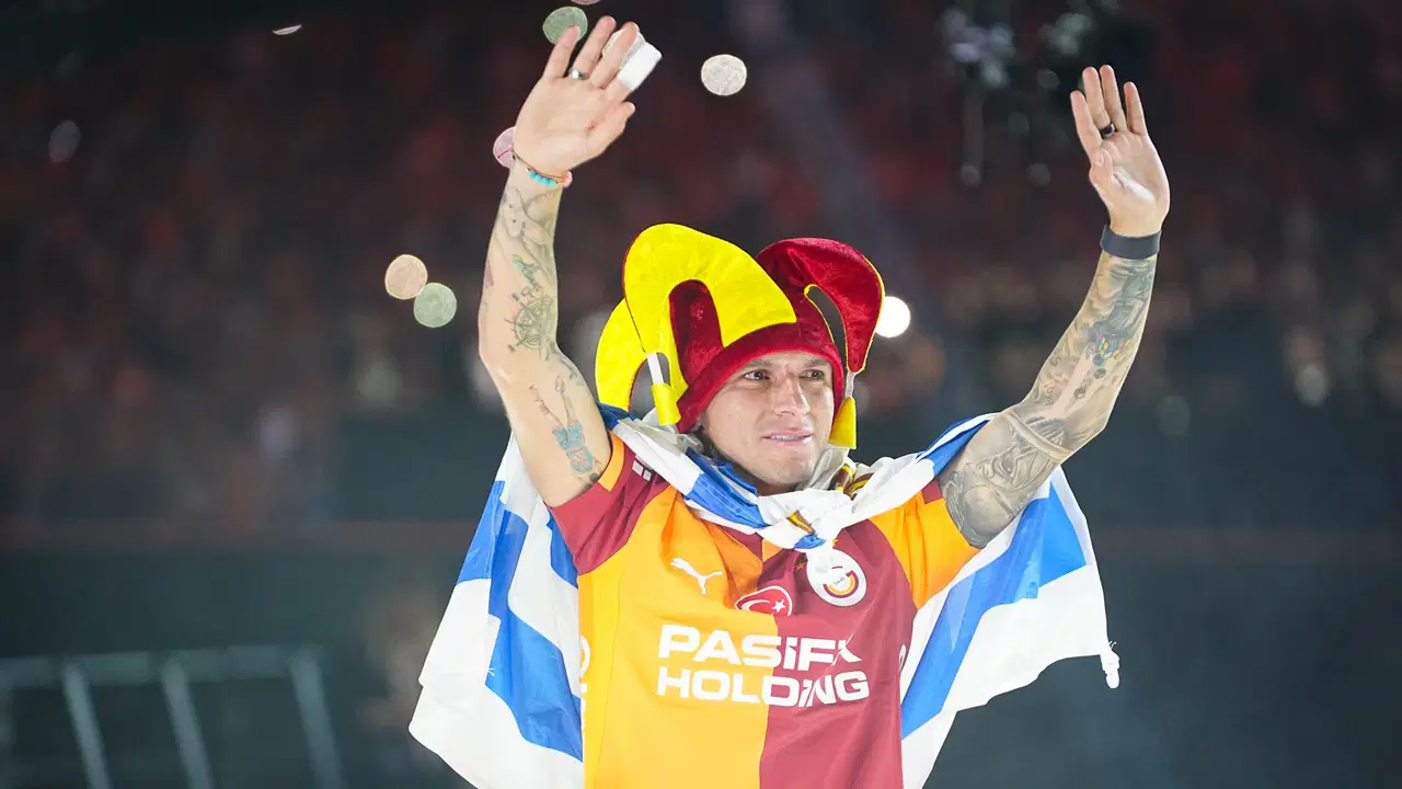 Boca Juniors maçında görüntülenmişti: Lucas Torreira'nın menajerinden ayrılık iddialarına yanıt