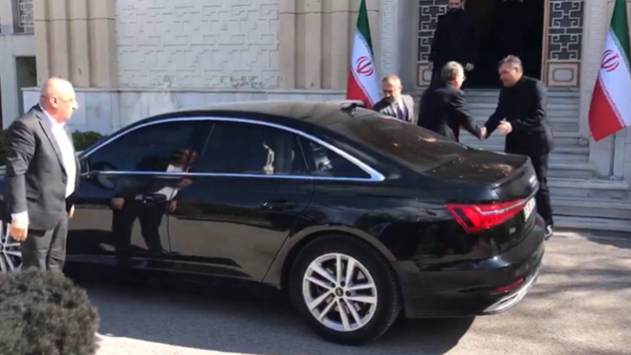 MHP'li isimden İran Büyükelçiliği'ne ziyaret!