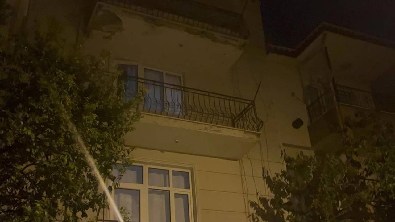 Yeğenini erkek arkadaşıyla yakaladı: Dehşet saçtı!