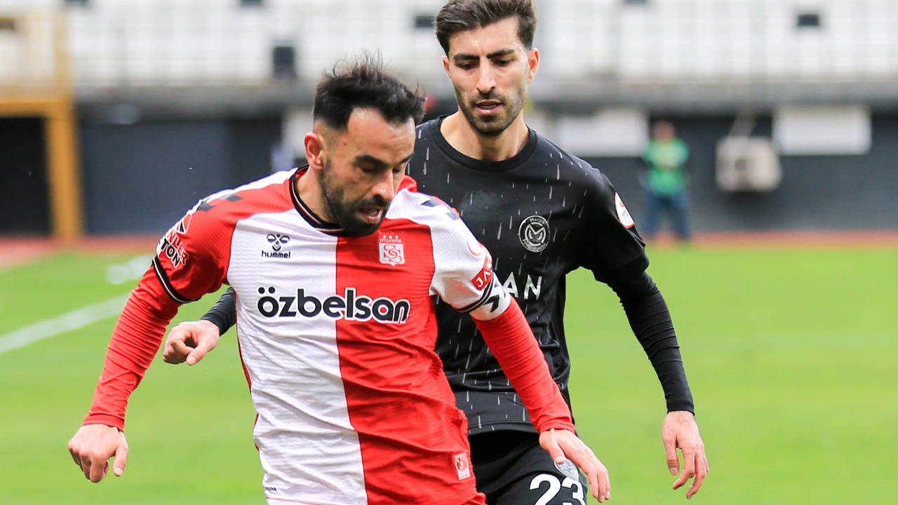 Sivasspor'a deplasmanda tek gol yetti!