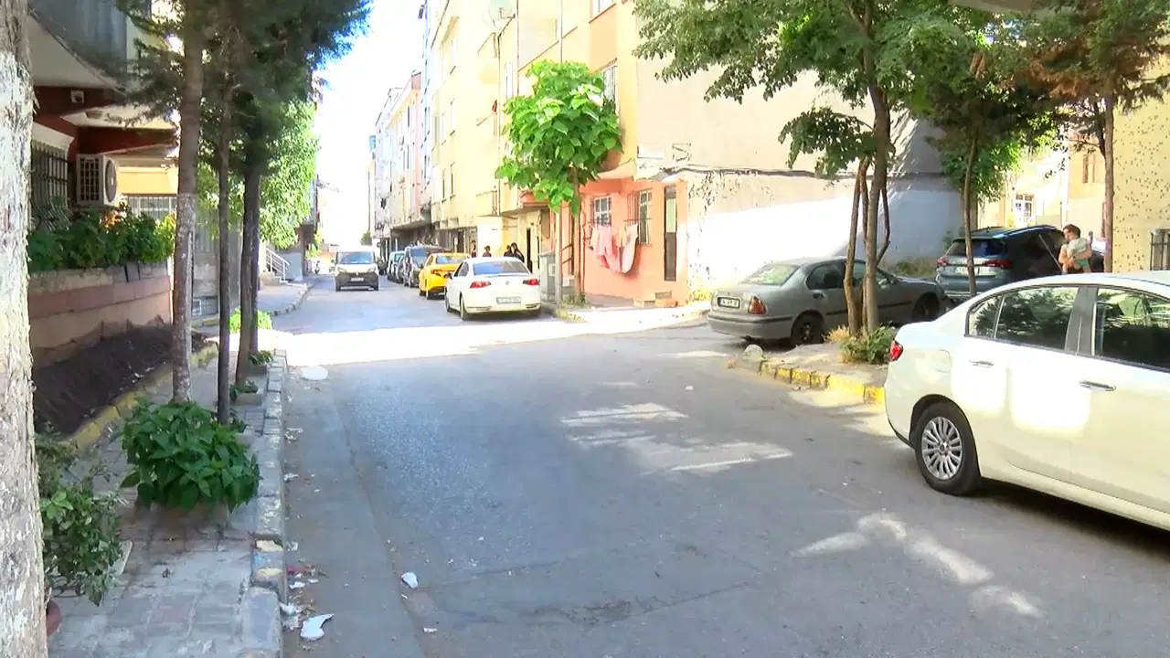 Sürücüye silah doğrultup araçtaki 2 milyon 568 bin lirayı çaldılar