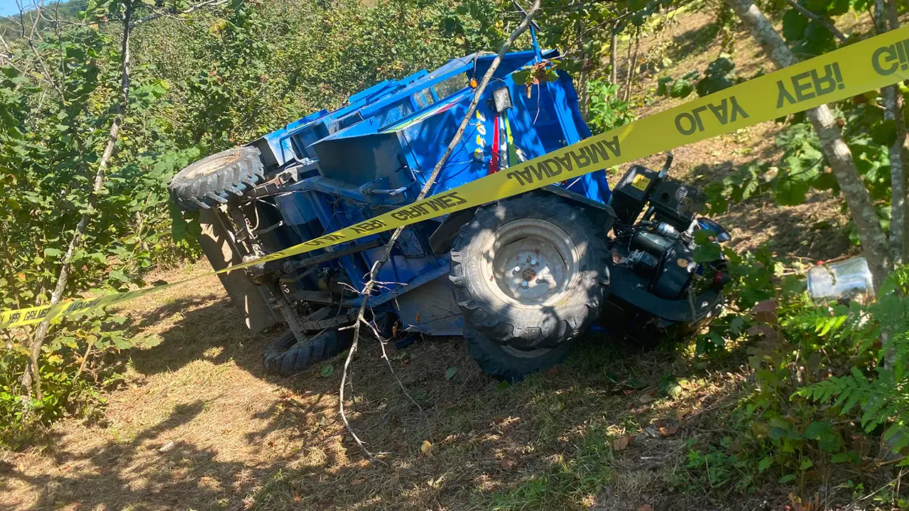 Agricultural vehicle overturns in Ordu, Turkey, killing two and injuring eleven