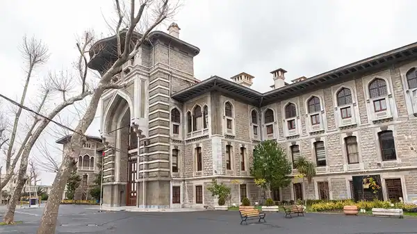 İstanbul Erkek Lisesi'ndeki kavgaya ilişkin 20 öğrenciye disiplin cezası