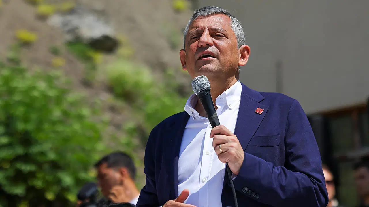 Özgür Özel Kastamonu'da: 'Yeni Bir Yol Açacağız!'