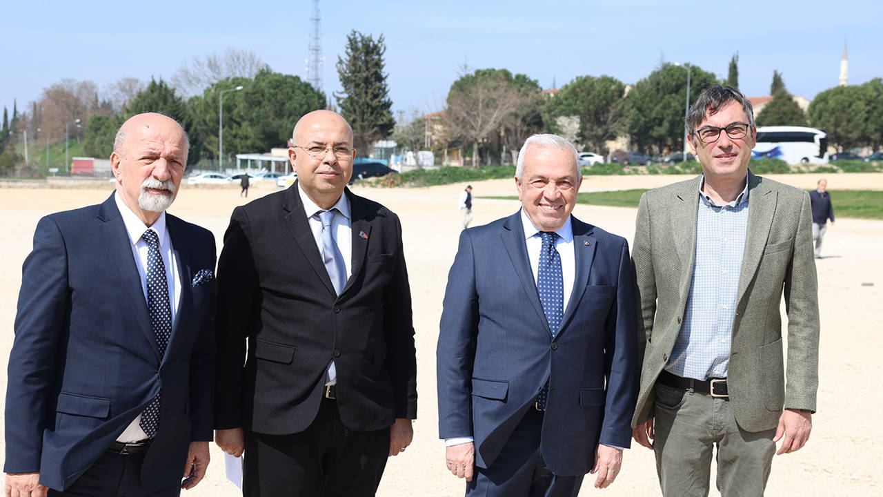 Nilüfer Belediye Başkanı Şadi Özdemir’den iktidara 'satış' tepkisi: 'Nilüfer’in kalbi satılık değildir!'