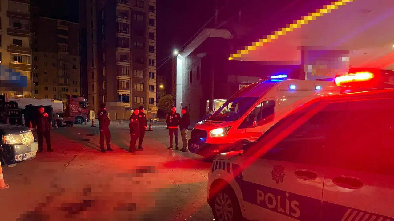 Benzinlikte çıkan kavga kanlı bitti: Ölü ve yaralılar var