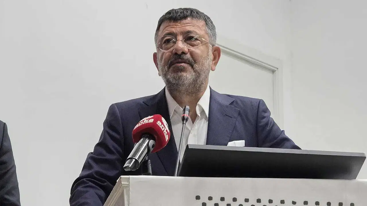 Veli Ağbaba: 'Boynumu veririm, boyun eğmem'