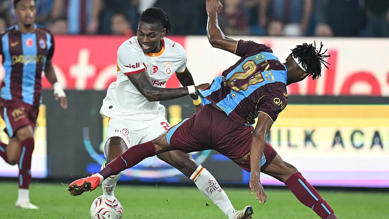 Spor yazarları Trabzonspor - Galatasaray maçını yorumladı: 'Salah, Trabzonspor’un başına gelmiş en büyük mucizelerden biri'