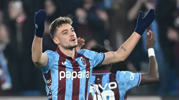 Spor yazarları Trabzonspor - Konyaspor maçını değerlendirdi: 'Fatih Tekke ısrar etti, oyuncusunu kazandı'