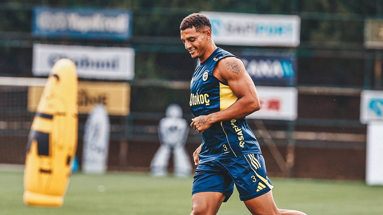 Como'ya transfer olmuştu: Diego Carlos'tan dikkat çeken Fenerbahçe yanıtı!