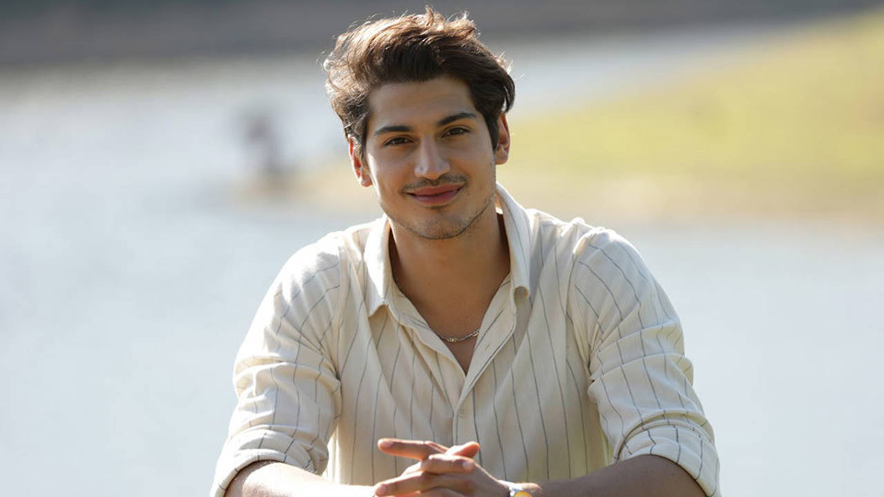 Ünlü oyuncu Oktay Çubuk’un yurtdışı tatilinde kalbi durdu: Yoğun bakımda!