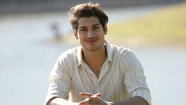 Ünlü oyuncunun yurtdışı tatilinde kalbi durdu: Yoğun bakımda!