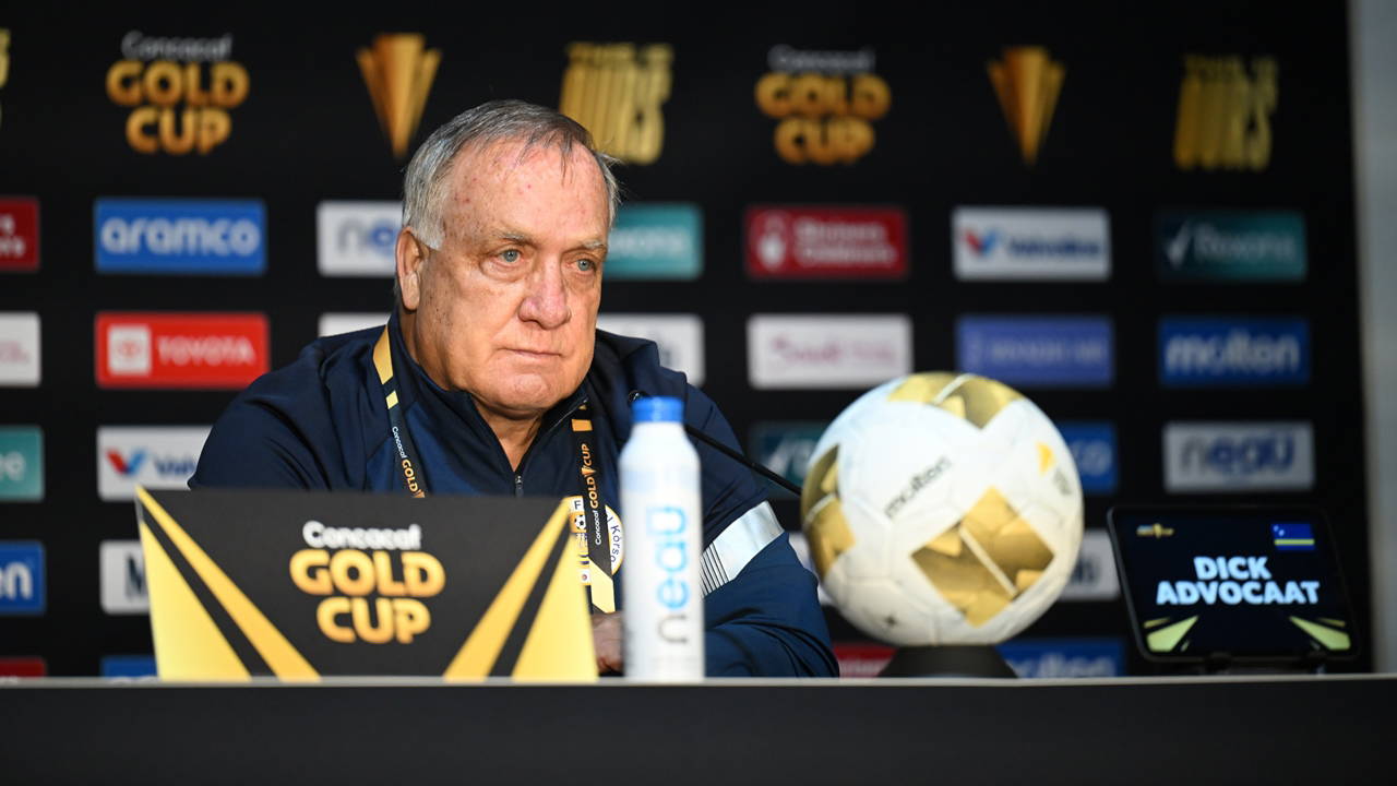 Dick Advocaat için Beşiktaş itirafı: 'Daha önce gelmişlerdi ama son anda...' 