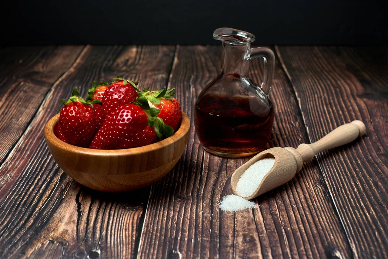 Aromasıyla büyüleyen lezzet: Ev yapımı çilek sirkesi tarifi