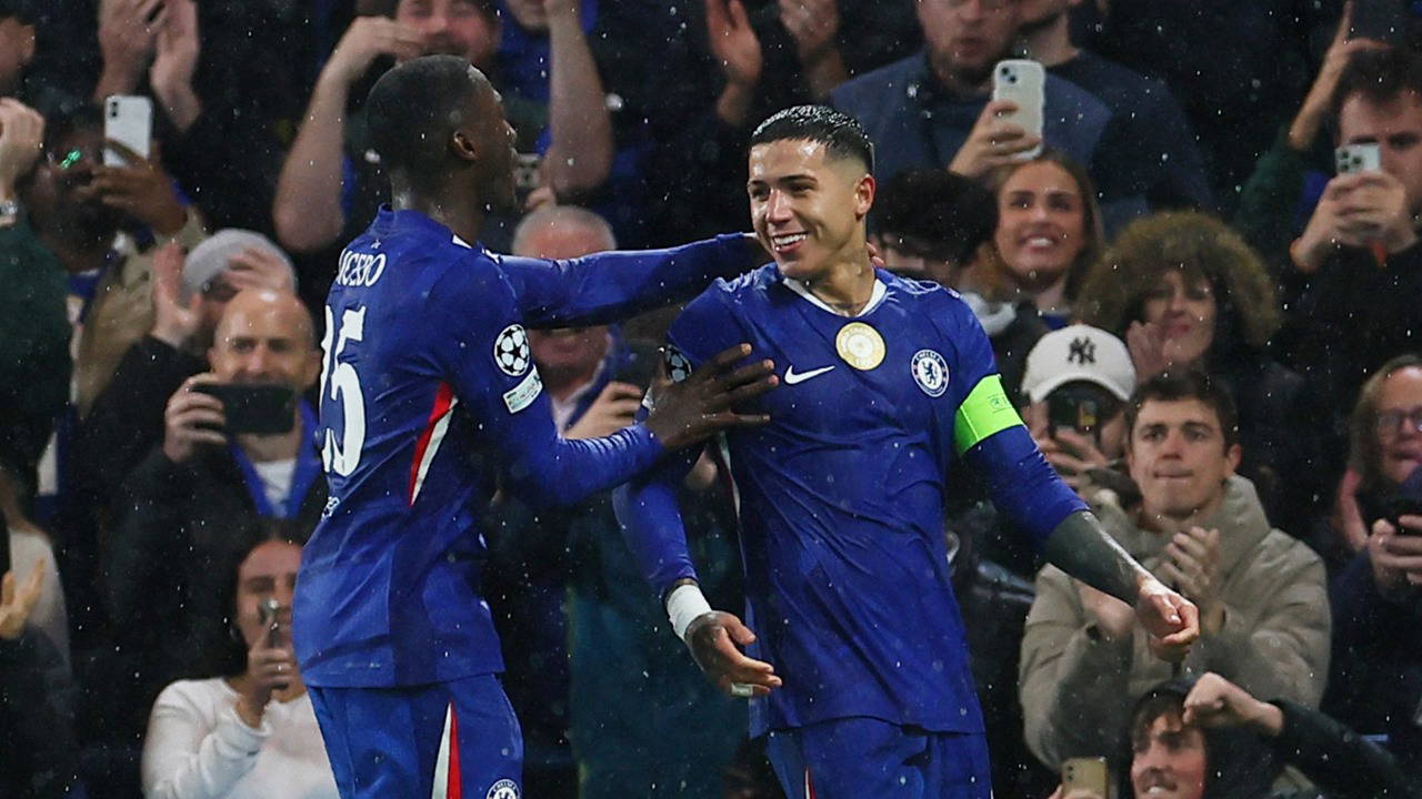 10 kişi kalan Ajax'a Chelsea'den ağır darbe!