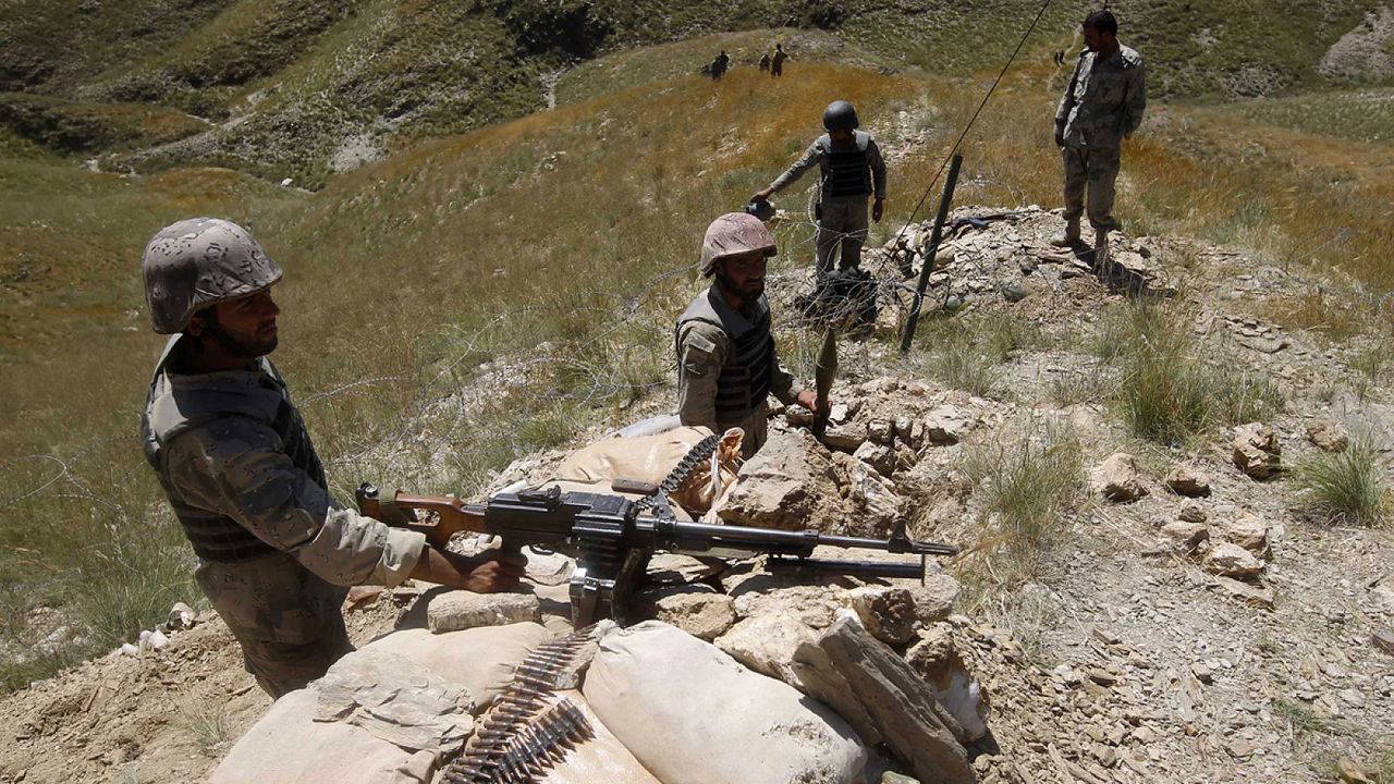 Pakistan'dan Afganistan’a saldırı