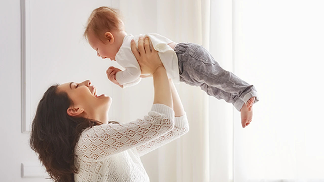 Denizli’de yeni doğum yapan annelere 9 bin TL’lik destek