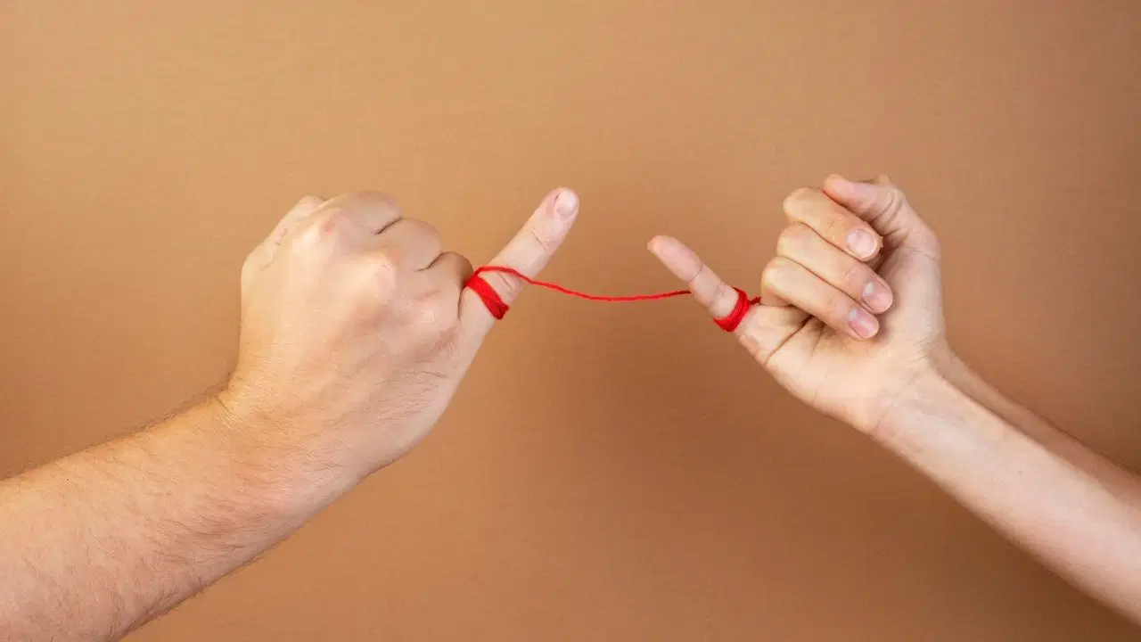 Kırıldığını söylemeyip soğuyan 3 burç...