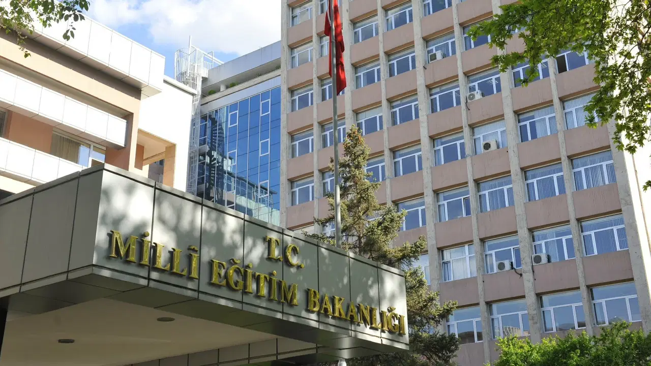 MEB duyurdu... 81 ilde çalışma başlatıldı: İzinsiz eğitim kurumlarına müdahale