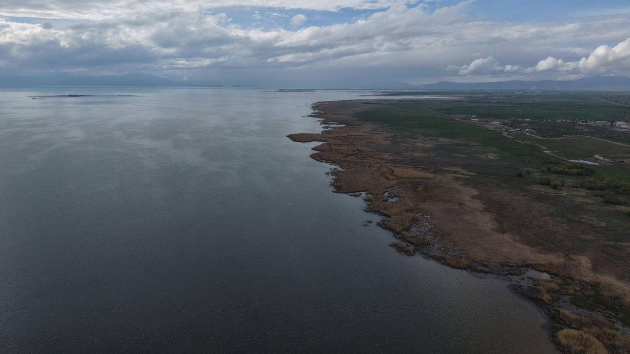 Beyşehir Gölü’nde dönüş: 3 ayda kaybettiği suyun yarısını kazandı