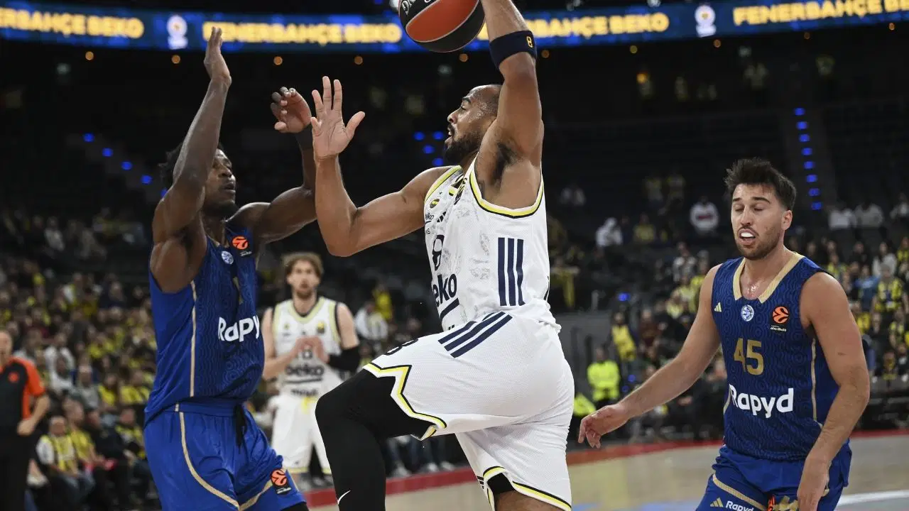Fenerbahçe Beko, Maccabi Tel Aviv'i rahat geçti!