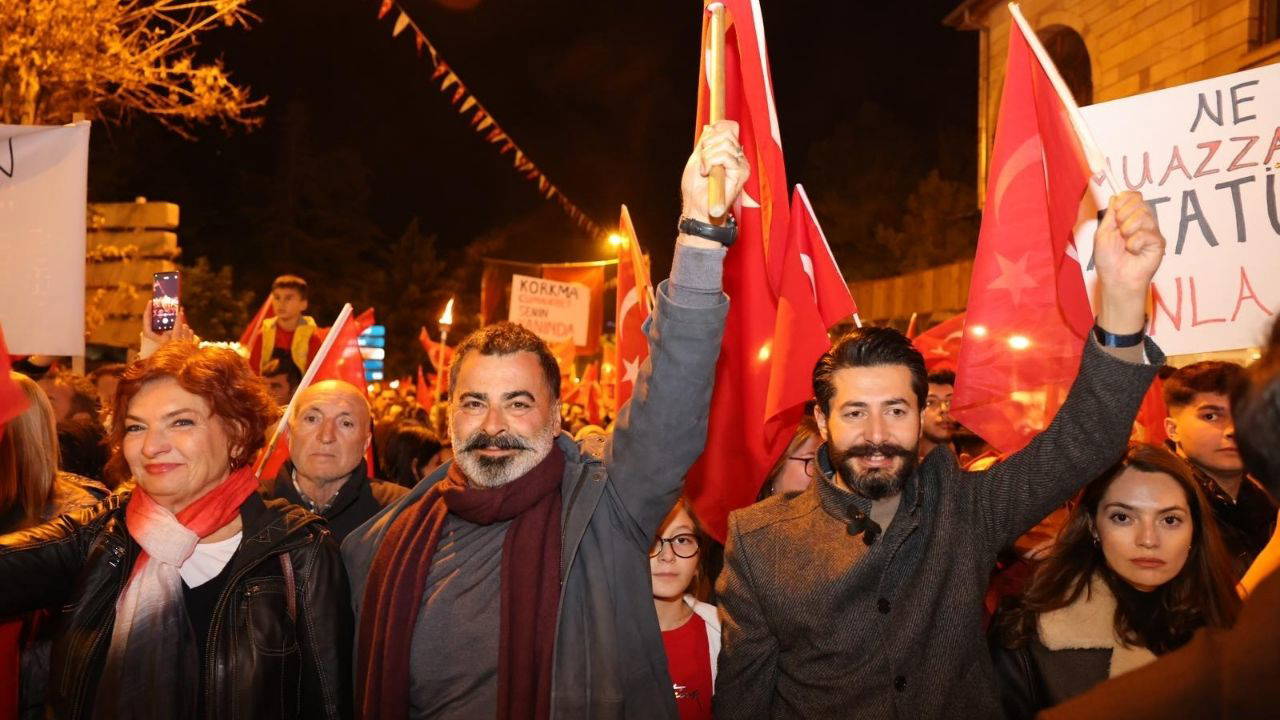 Ürgüp’te Cumhuriyet Bayramı coşkusu: Fener Alayı ve Yüksek Sadakat Konseri