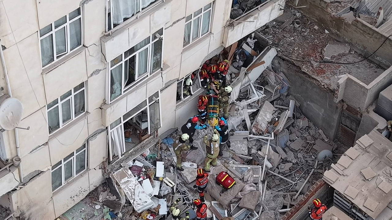 Son Dakika... İstanbul Maltepe’de 7 katlı bina çöktü: 3 katın kaçak eklendiği açıklandı
