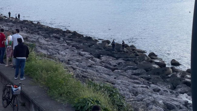 2 gündür kayıp olarak aranıyordu: Polis memuru sahilde ölü bulundu