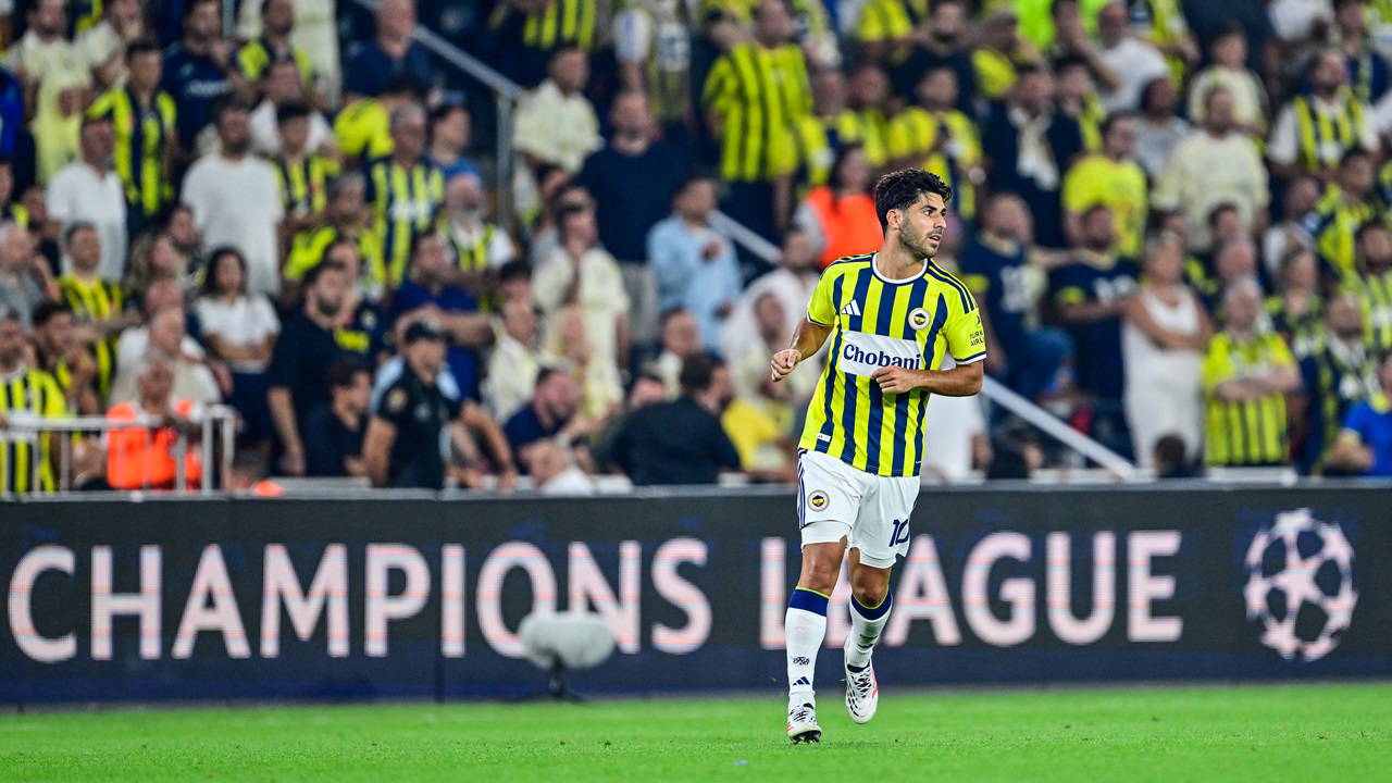 Fenerbahçe, Lyon maçı kamp kadrosunu açıkladı: Dört yıldız listede yer almadı