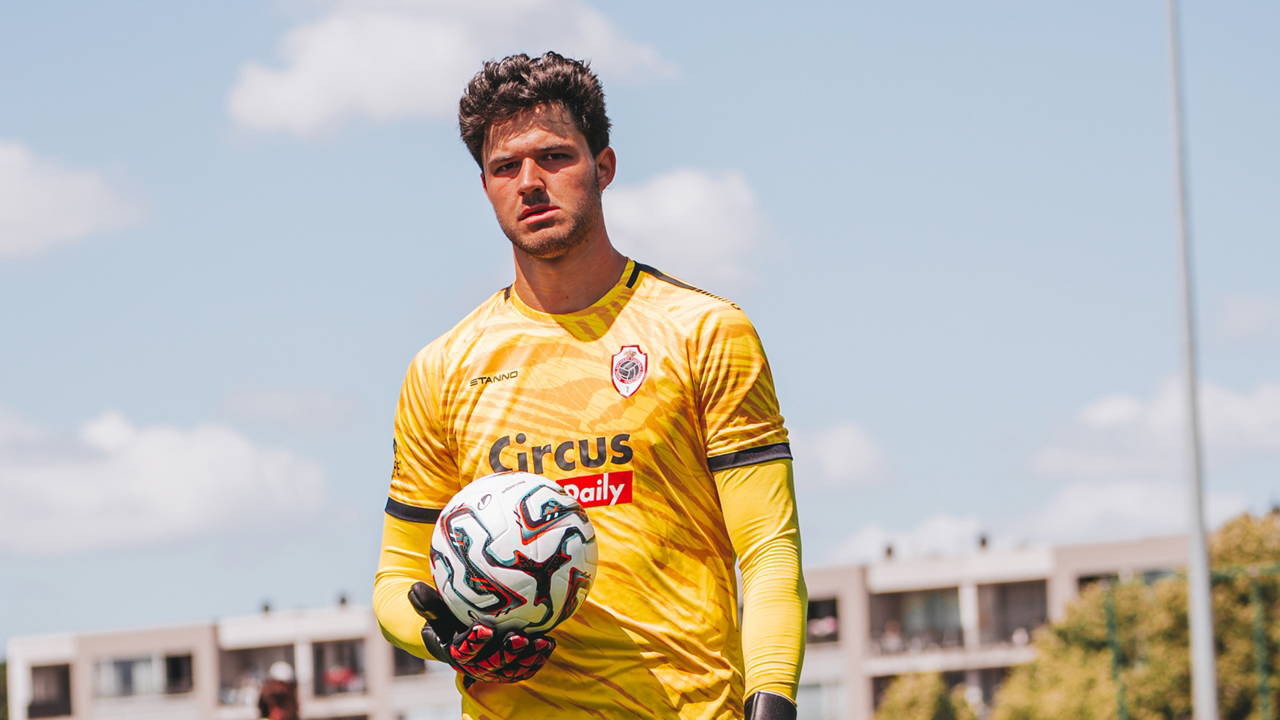 Galatasaray yeni kalecisini Belçika'da buldu! 