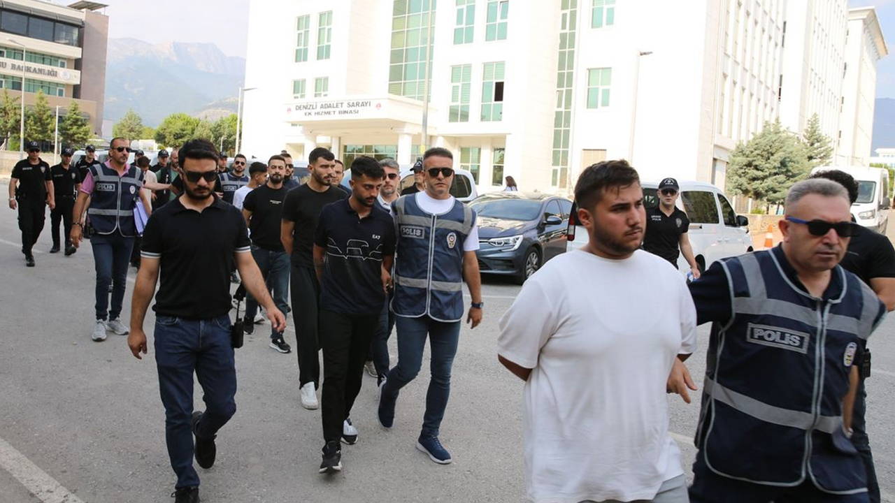 1 kişi ölmüştü... Denizli'deki silahlı kavgada yeni gelişme: 13 şüpheli adliyede