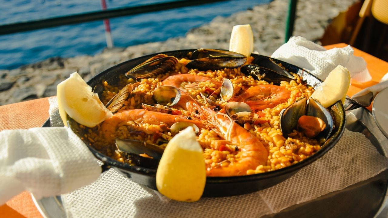 İspanya’nın lezzet simgesi: Paella tarifi