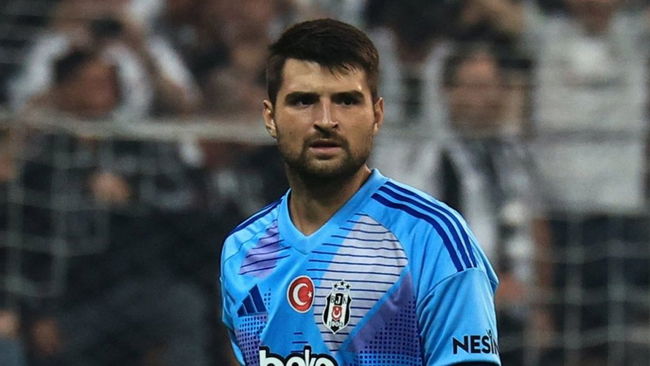 Beşiktaş'tan Ersin Destanoğlu'na veda