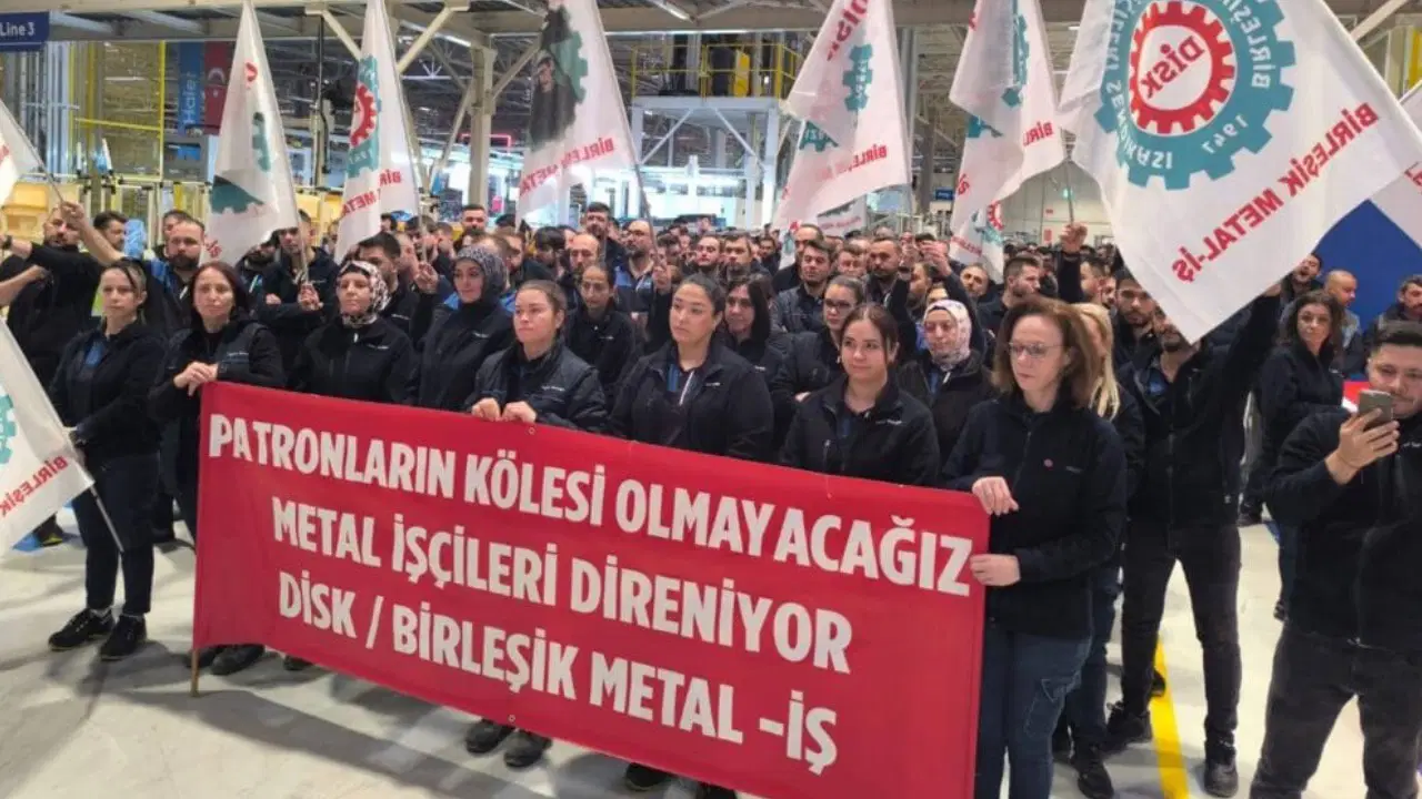 Metal işçileri uyardı: 43 fabrikada bir saatlik iş bırakma